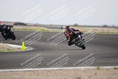 media/Apr-18-2025-TrackDaz (Fri) [[45f5874c44]]/C Group/Session 2 (Turn 10)/